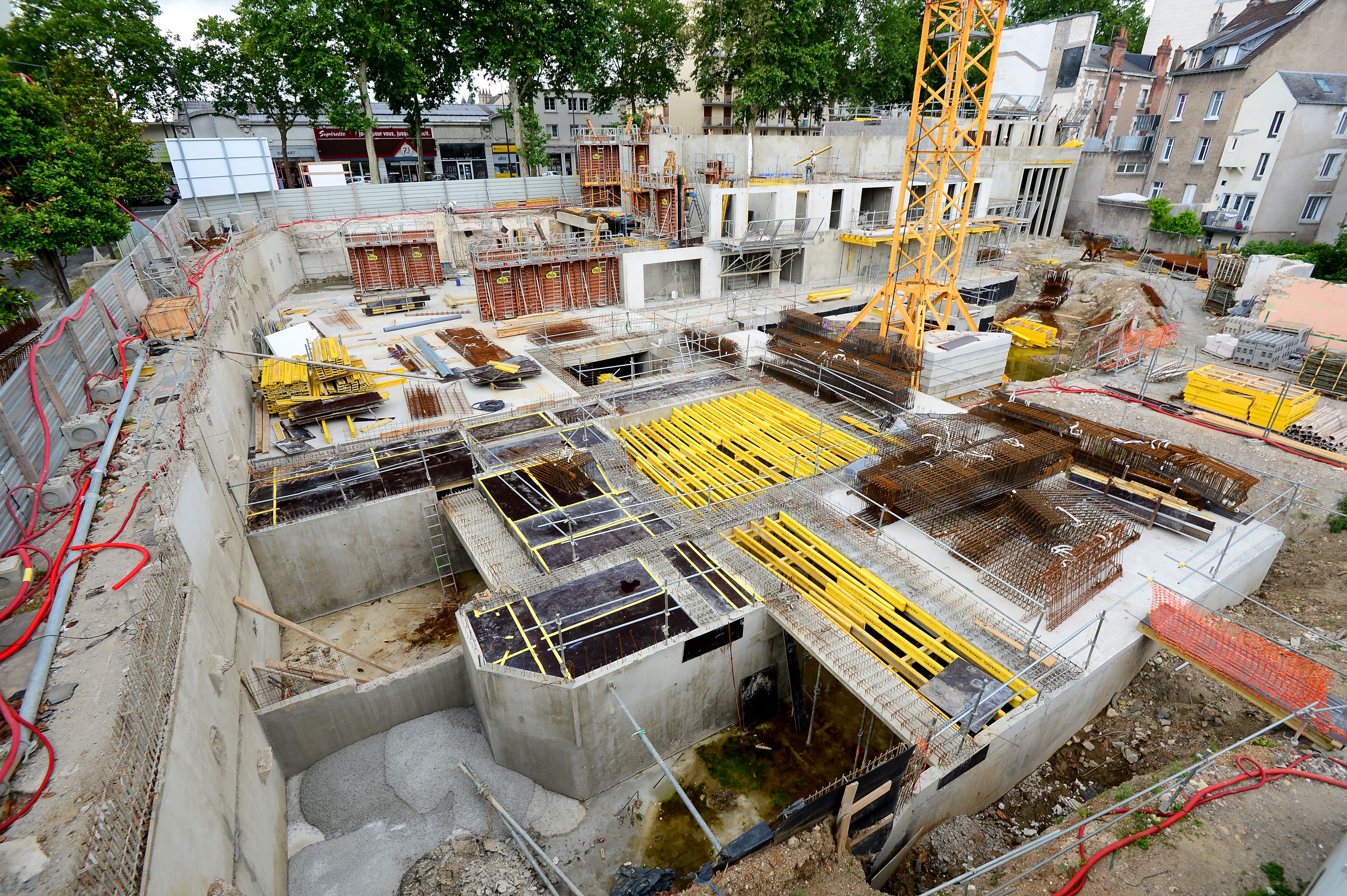 auberge_de_jeunesse_chantier_juin_2018_leonard_de_serres_basse_def.jpg